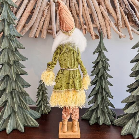 Vintage Folk Art Belsnickle Tabletop Decor-Fluffy Beard-Green Velvet Cloak-21"H - Picture 5 of 9